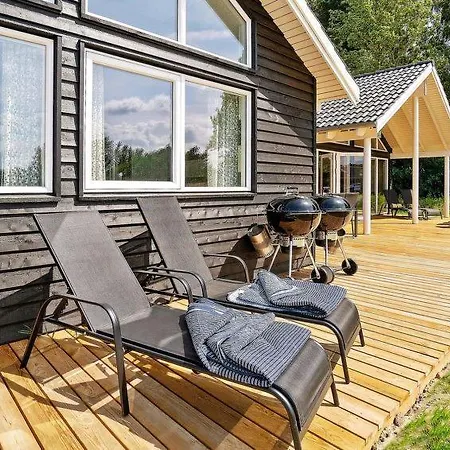Sleeps 16 Pool Wifi Vejby Strand