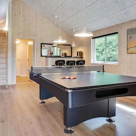 Sleeps 16 Pool Wifi Prázdninový dům